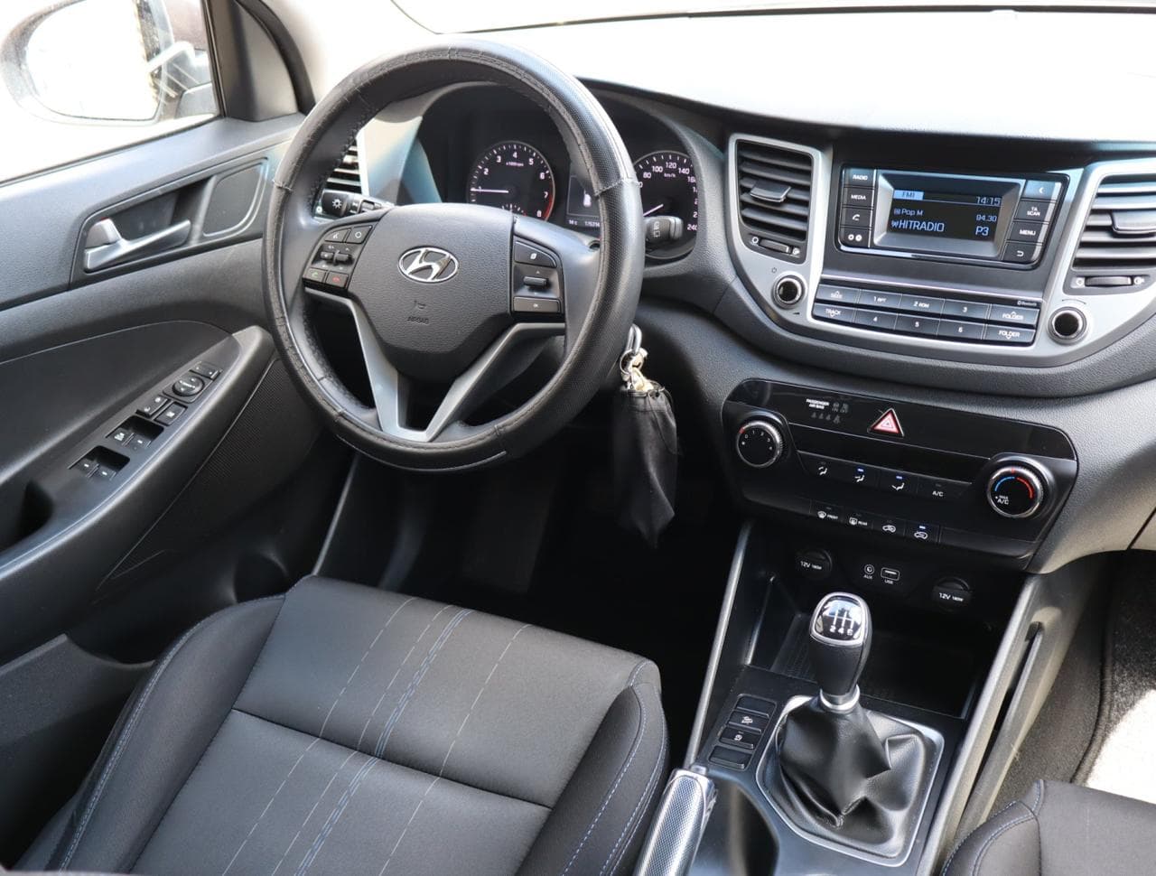 2016 Hyundai TUCSON - 9