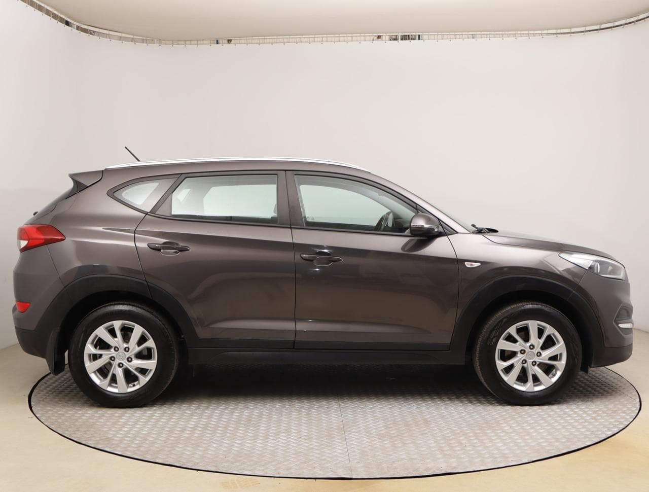 2016 Hyundai TUCSON - 8