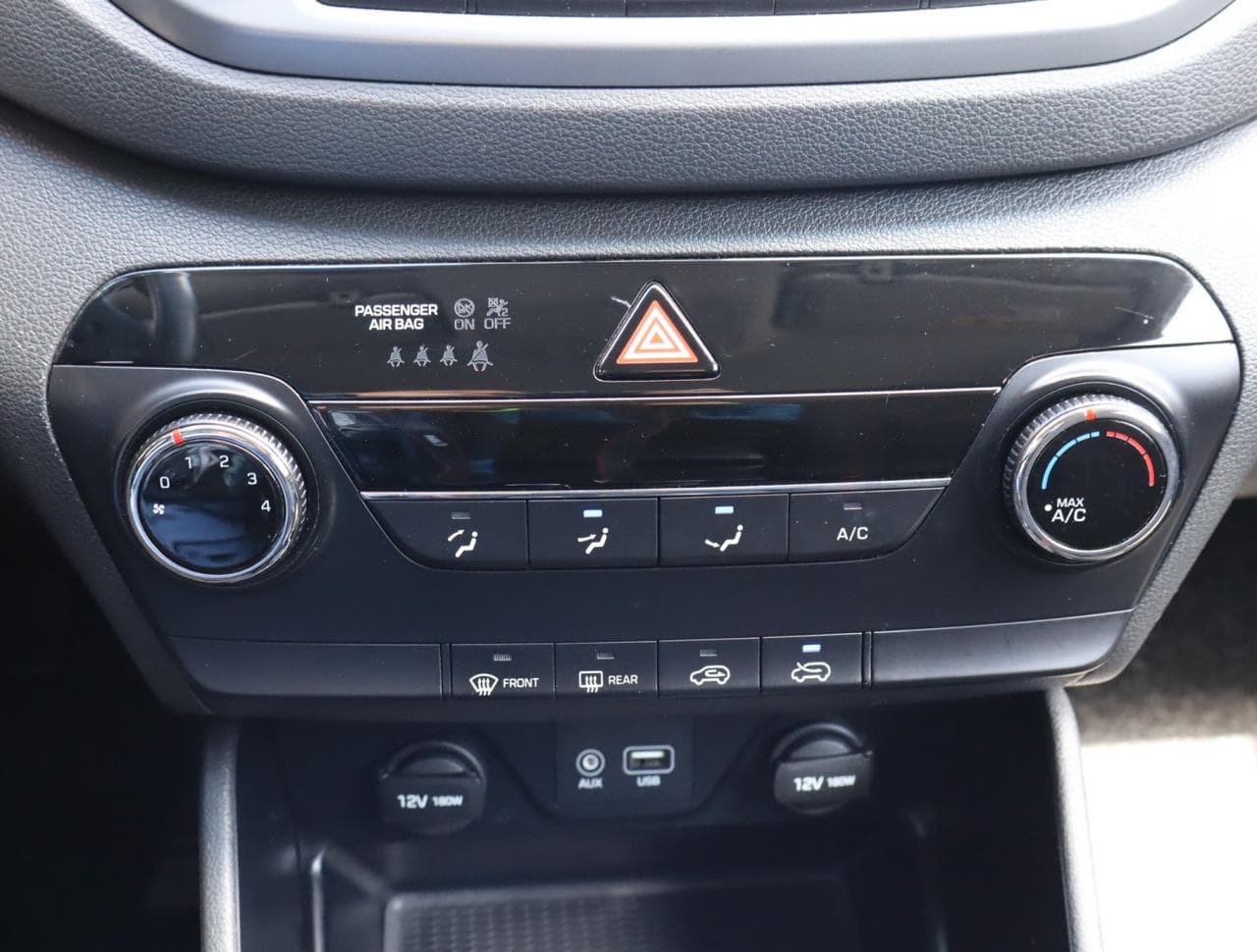 2016 Hyundai TUCSON - 19