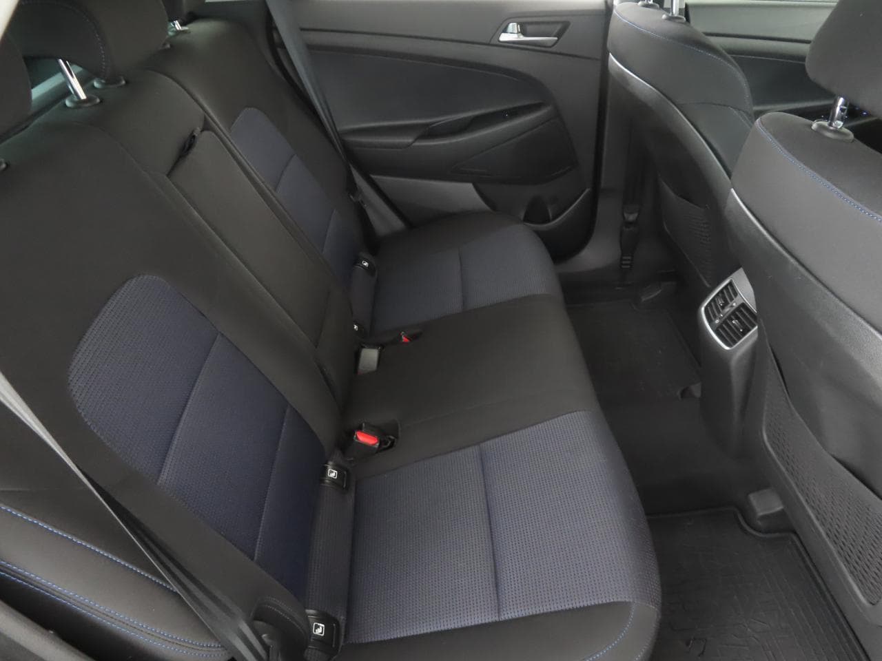 2017 Hyundai TUCSON - 13