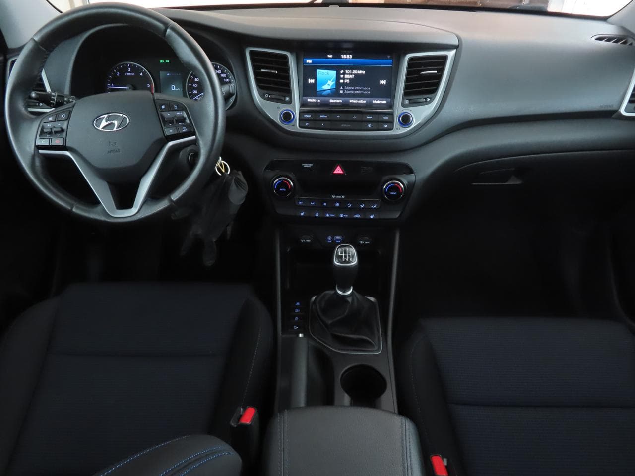 2017 Hyundai TUCSON - 10