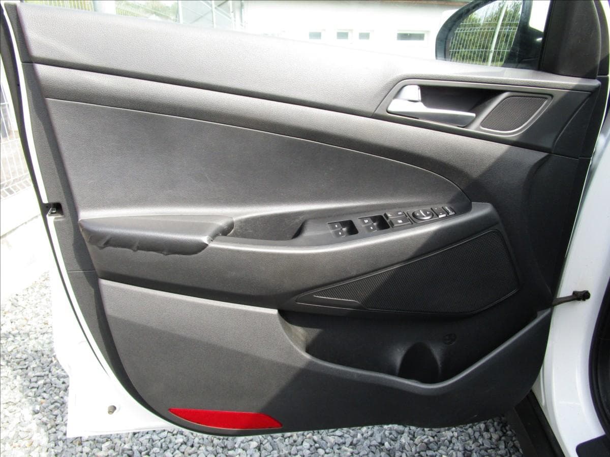 2017 Hyundai TUCSON - 15