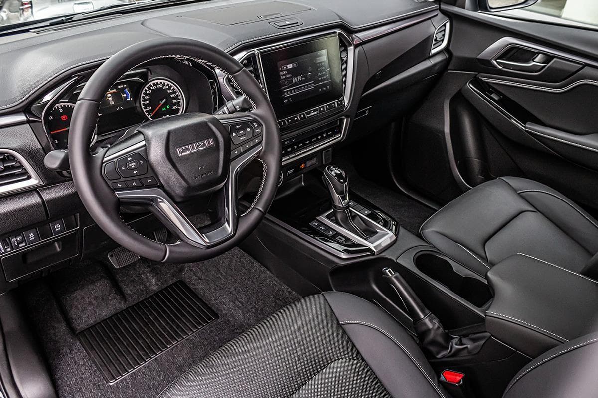 2025 Isuzu D-MAX - 9