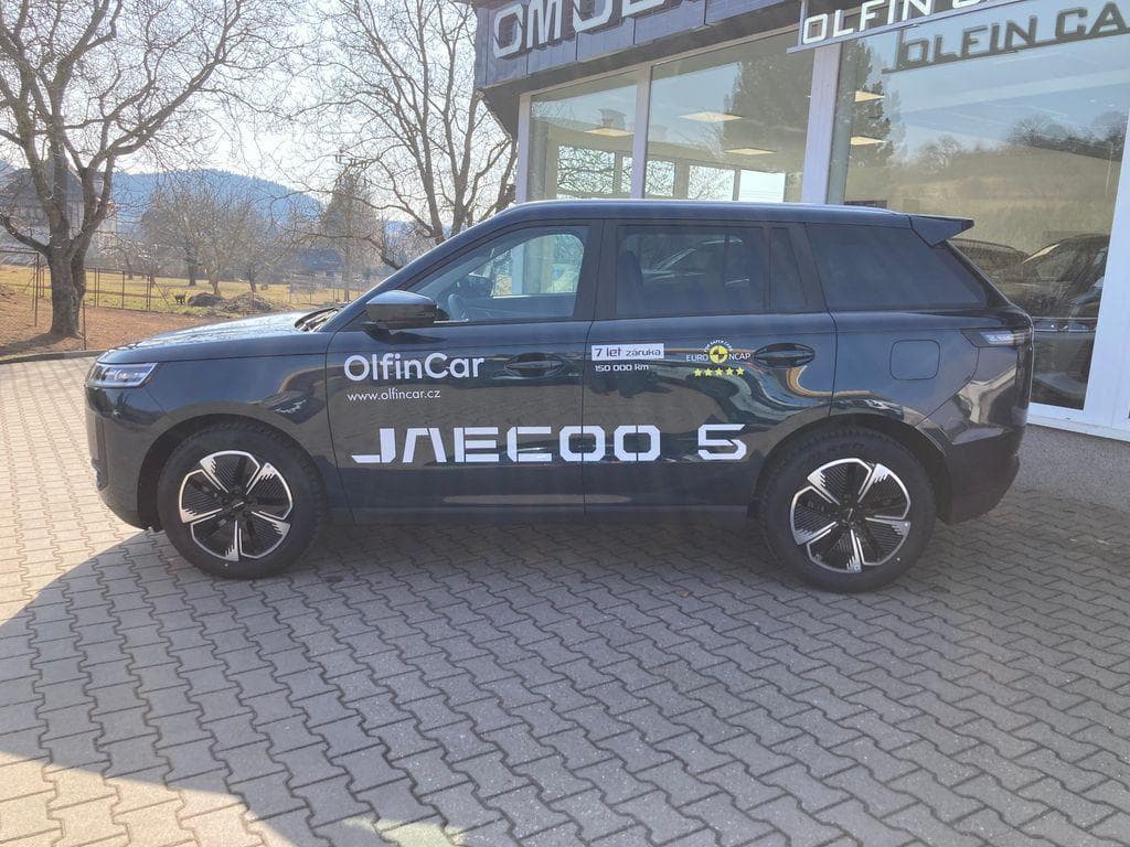 2025 Jaecoo 5 - 6