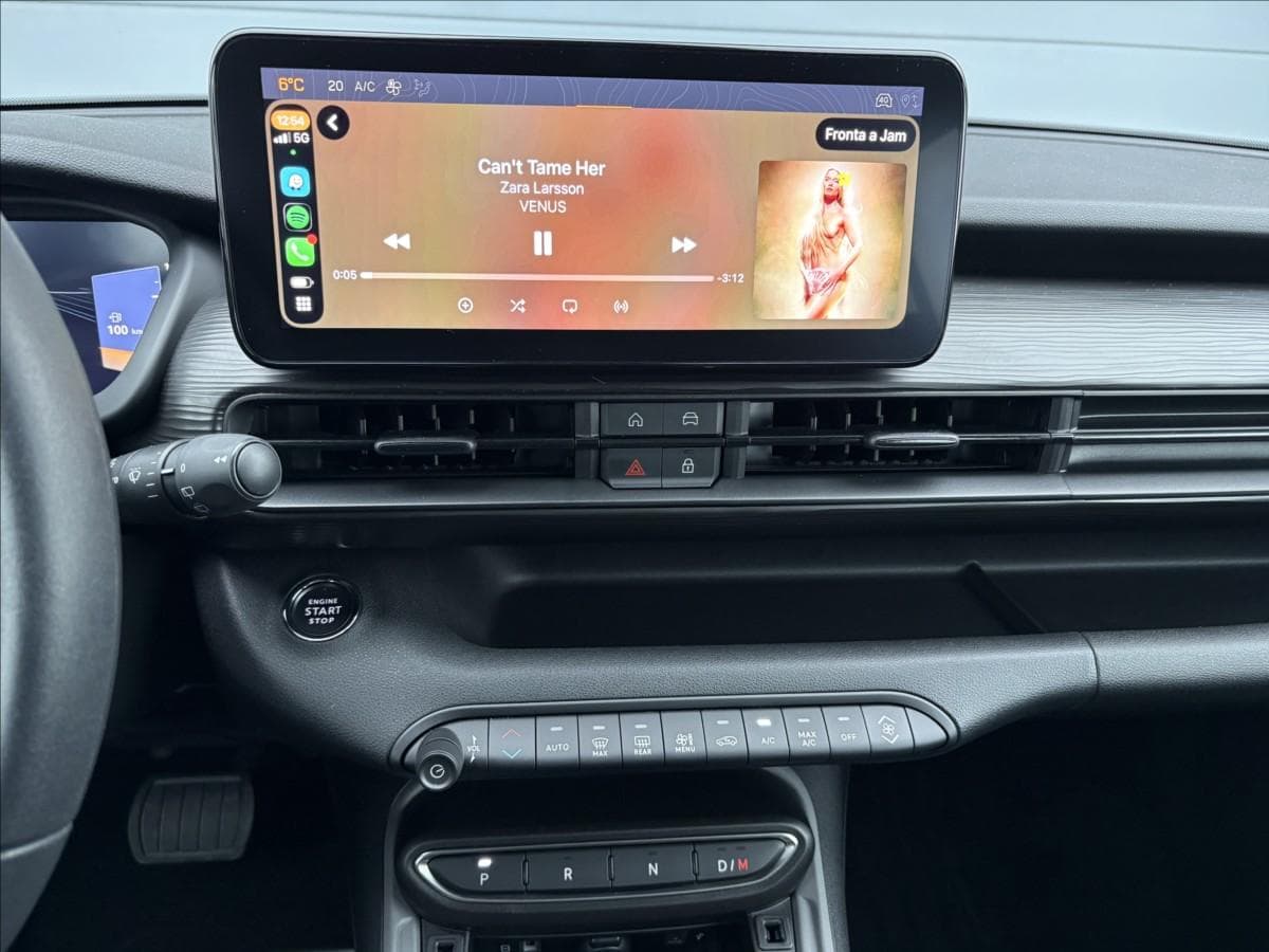 2024 Jeep Avenger - 25