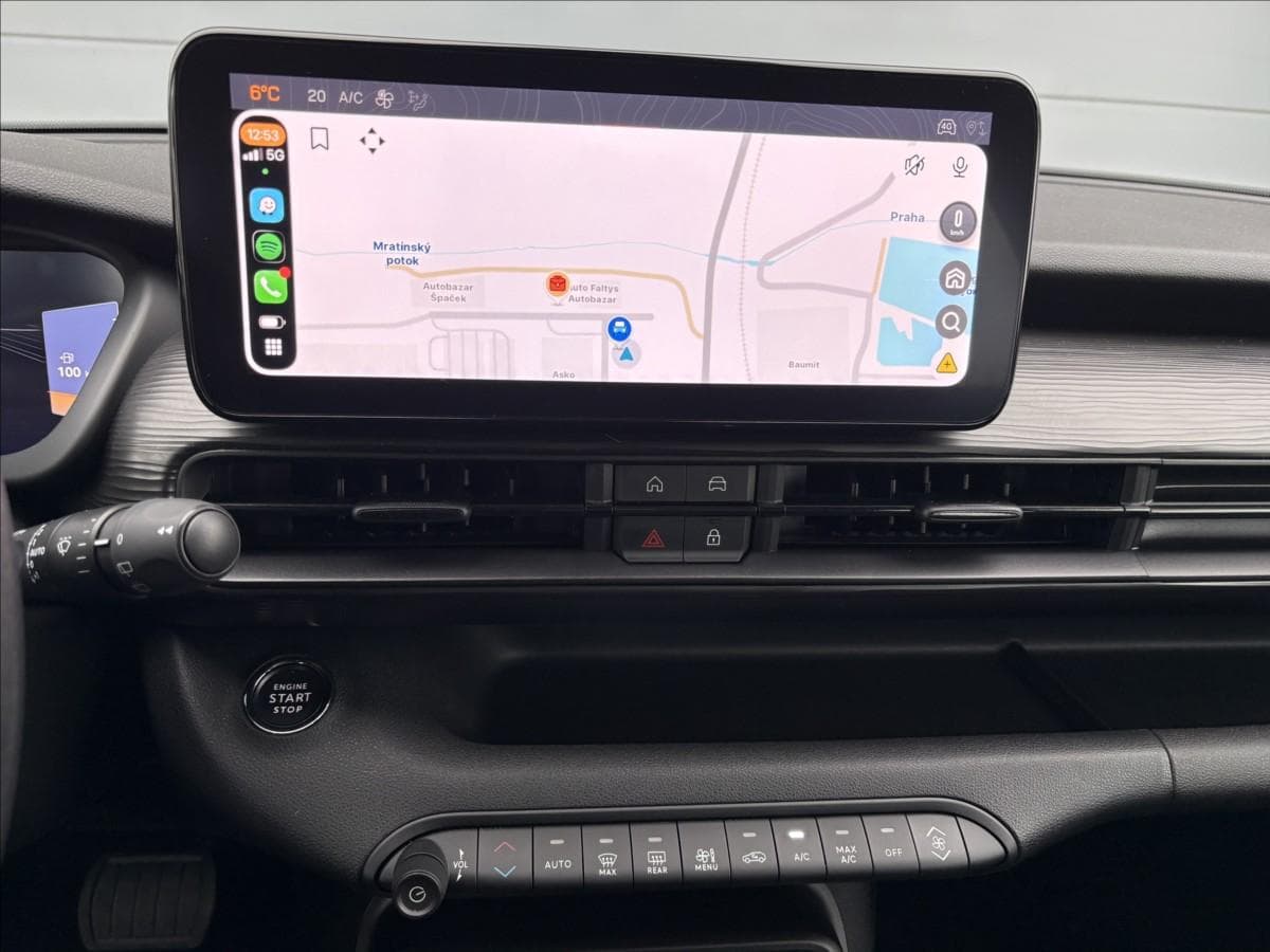 2024 Jeep Avenger - 23