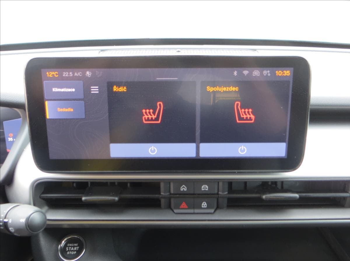 2024 Jeep Avenger - 37