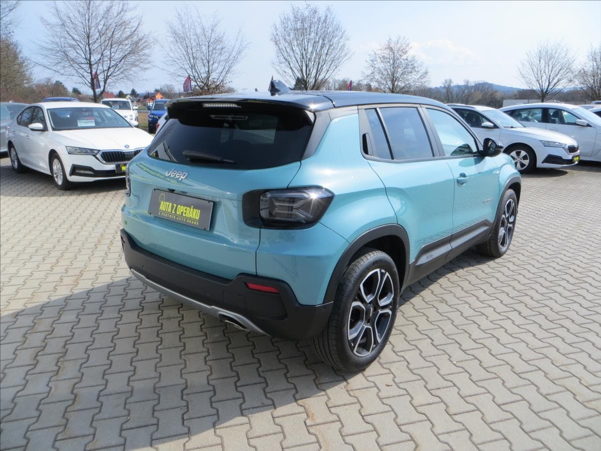 2024 Jeep Avenger - 17