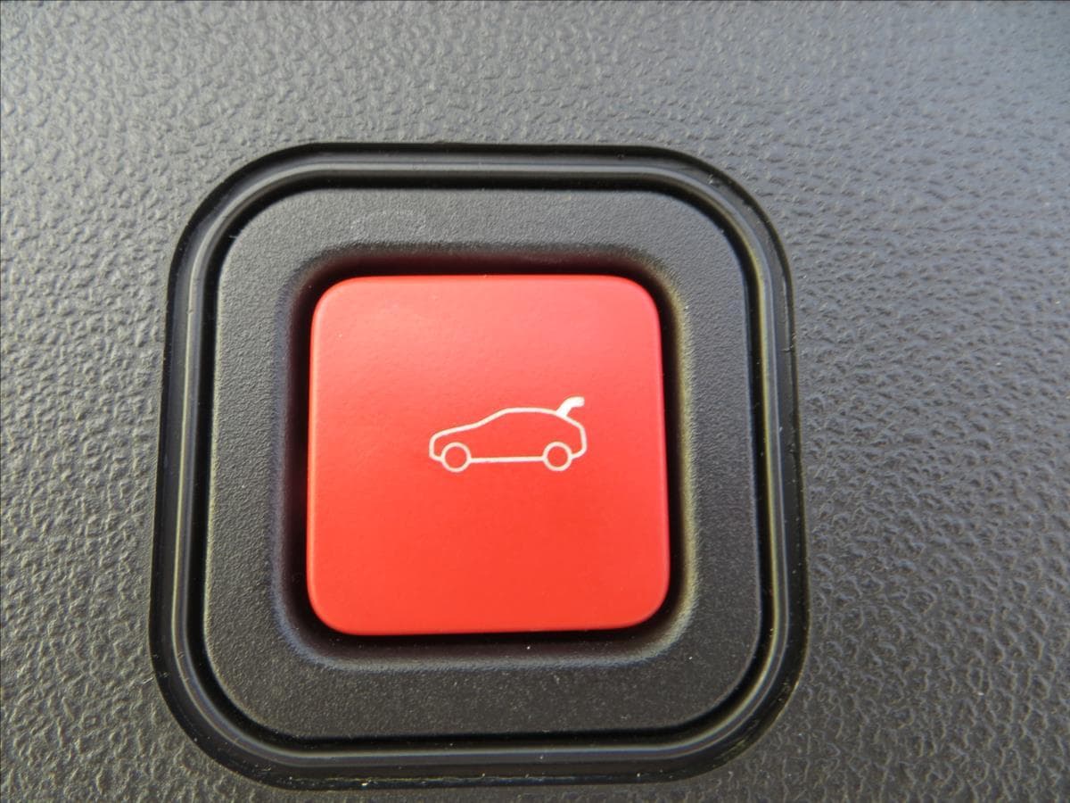 2024 Jeep Avenger - 15