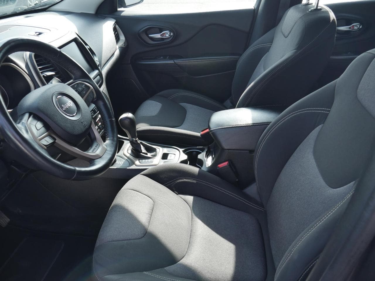 2014 Jeep Cherokee - 9