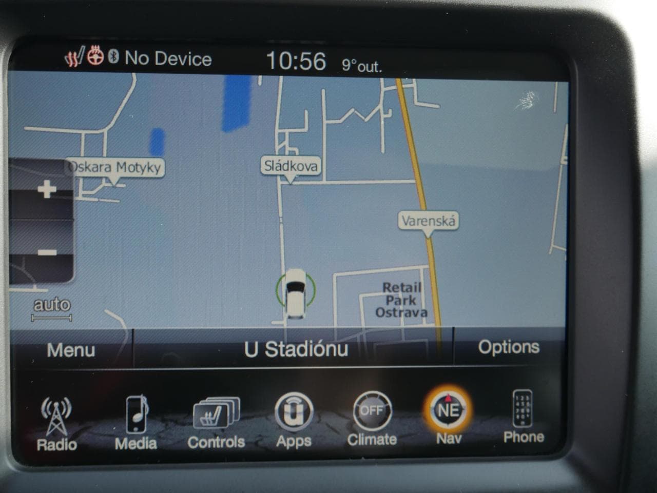 2014 Jeep Cherokee - 16