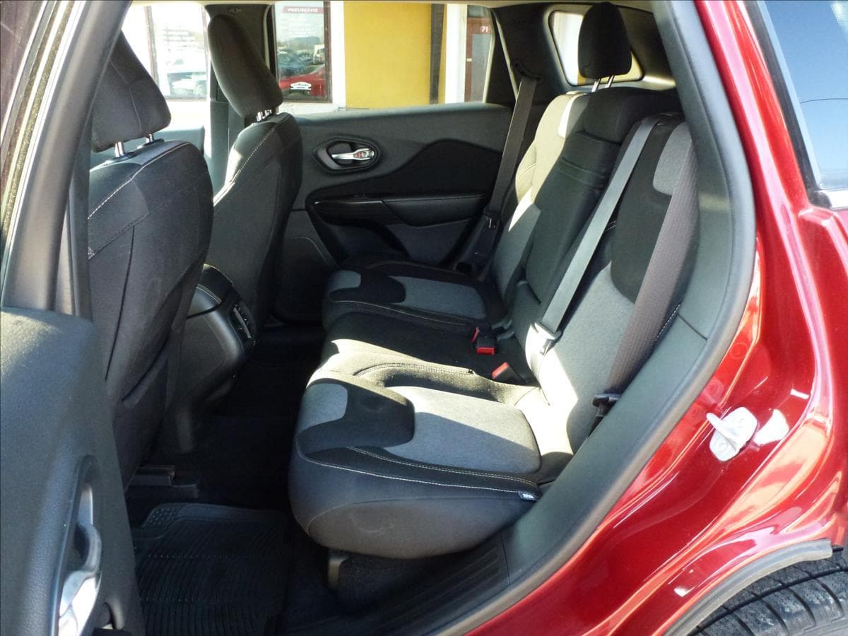 2014 Jeep CHEROKEE - 19