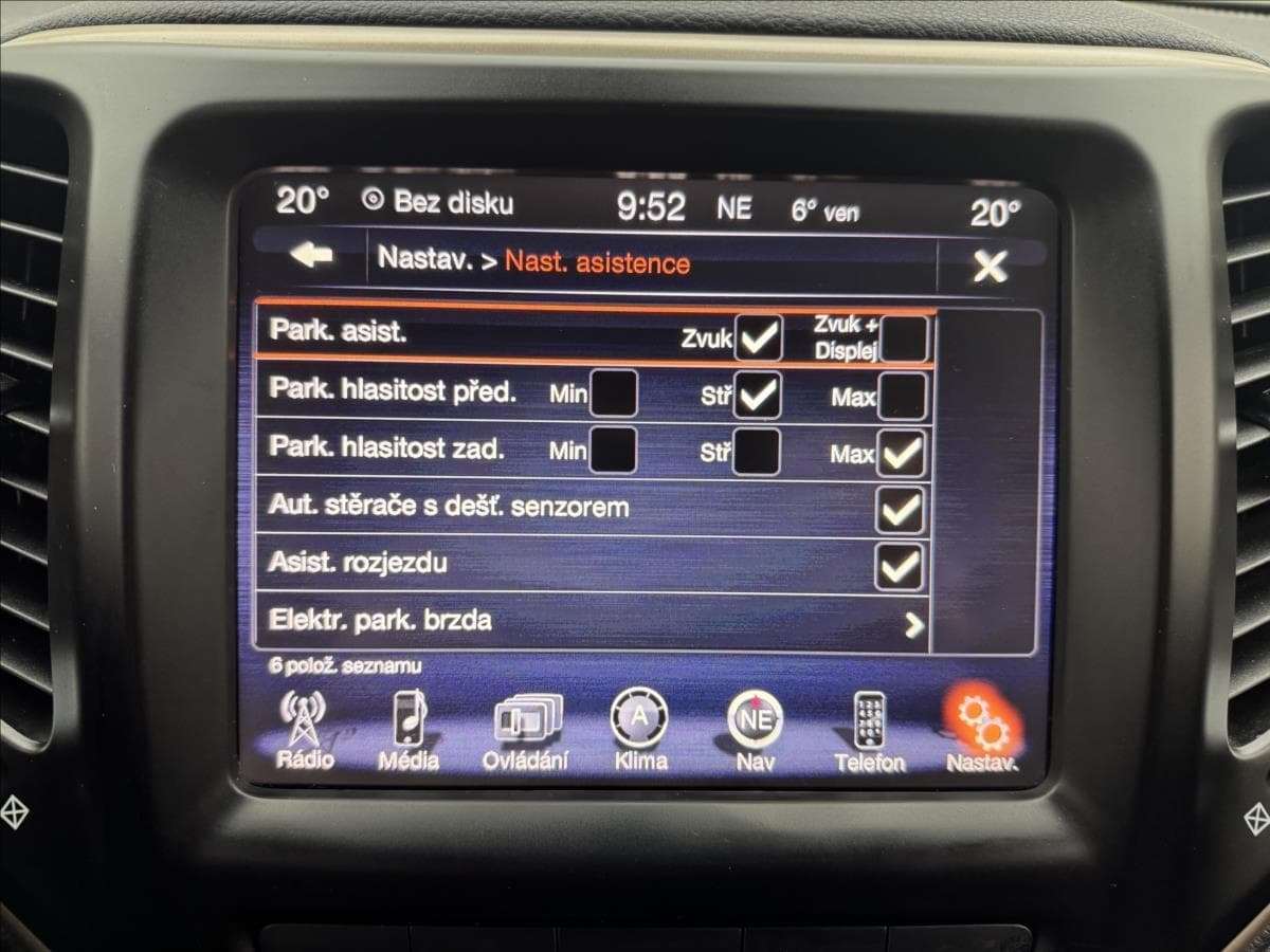 2014 Jeep CHEROKEE - 20