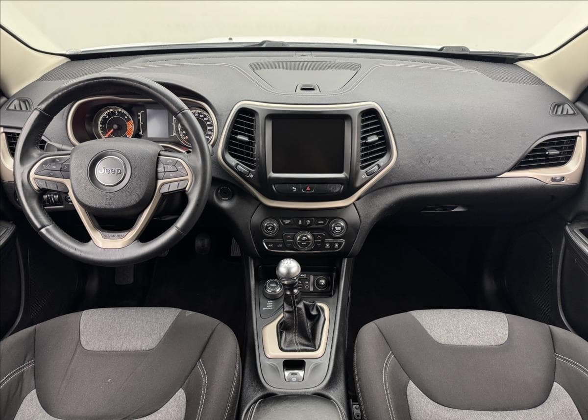 2014 Jeep CHEROKEE - 7