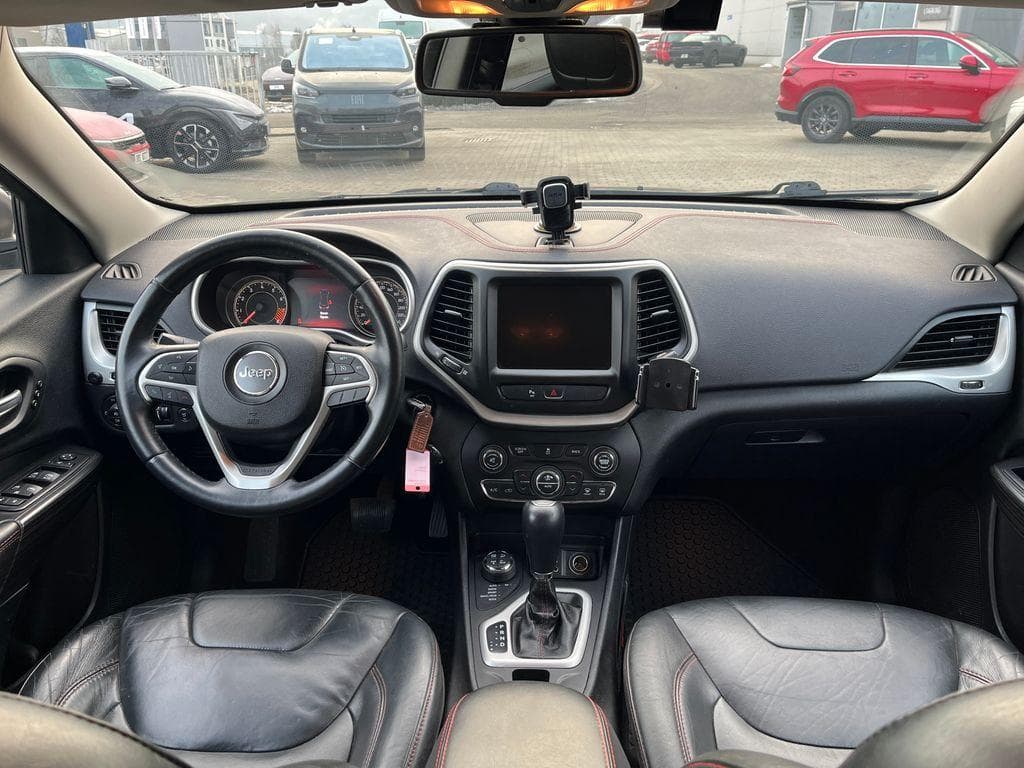 2014 Jeep Cherokee - 8