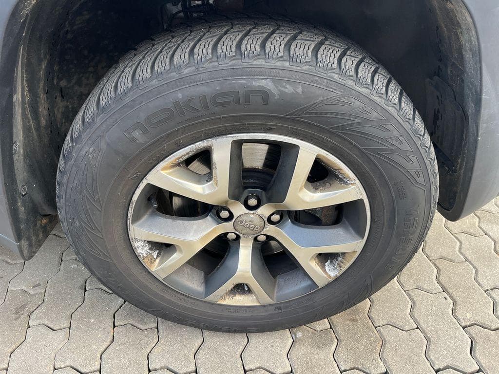 2014 Jeep Cherokee - 10