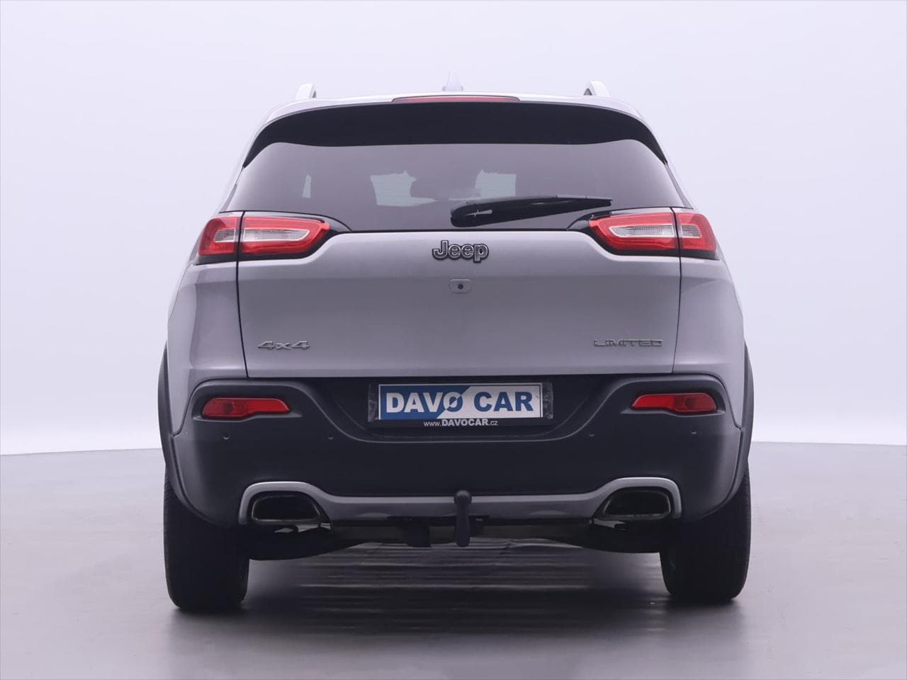 2017 Jeep CHEROKEE - 13