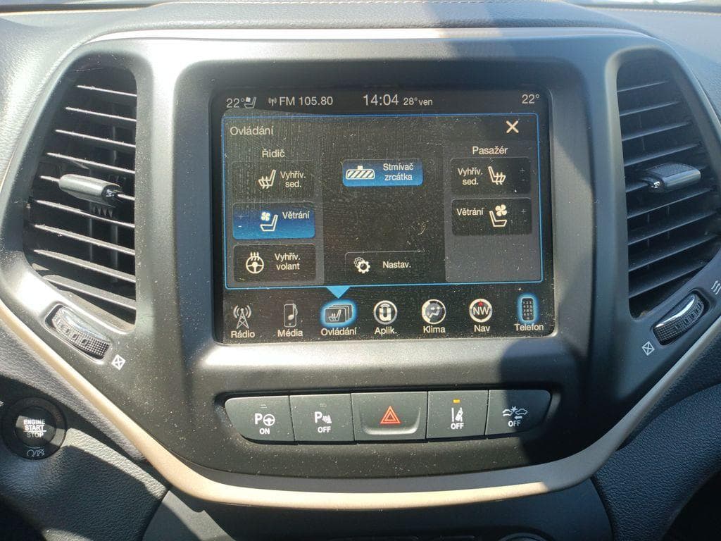 2018 Jeep CHEROKEE - 20