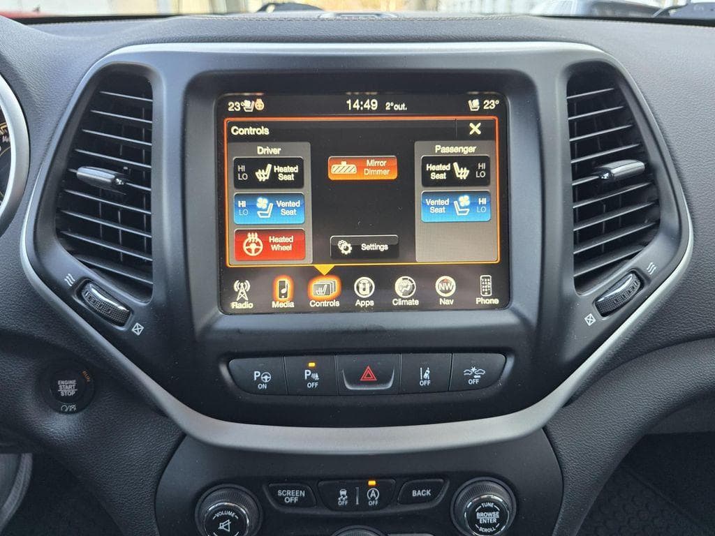 2019 Jeep CHEROKEE - 17