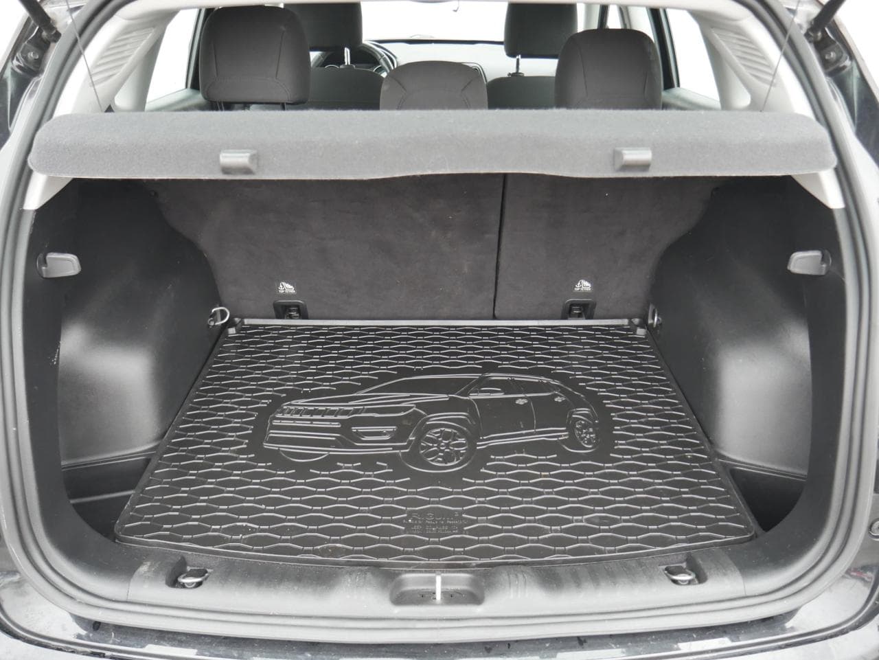 2018 Jeep COMPASS - 7