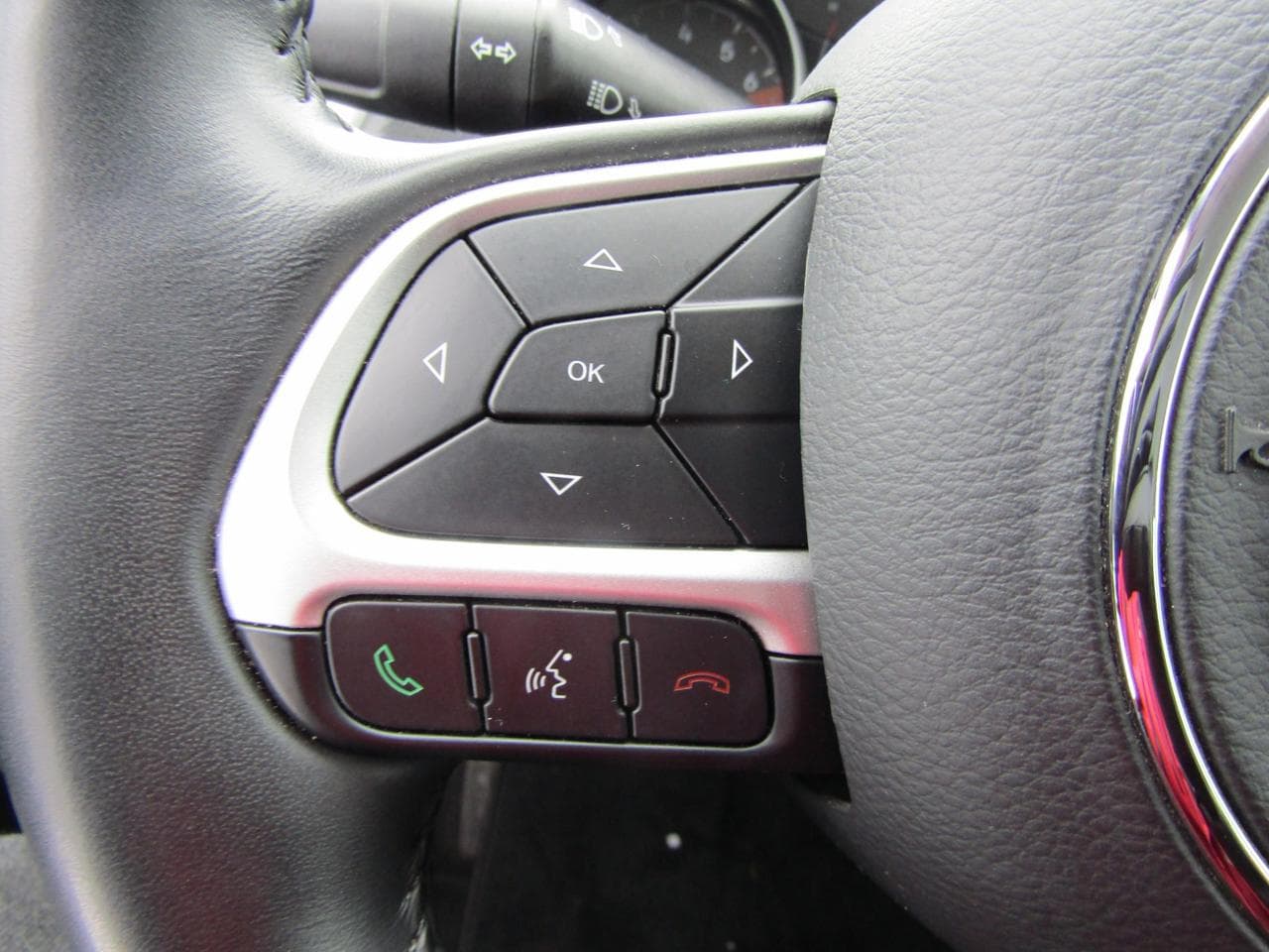 2020 Jeep COMPASS - 15