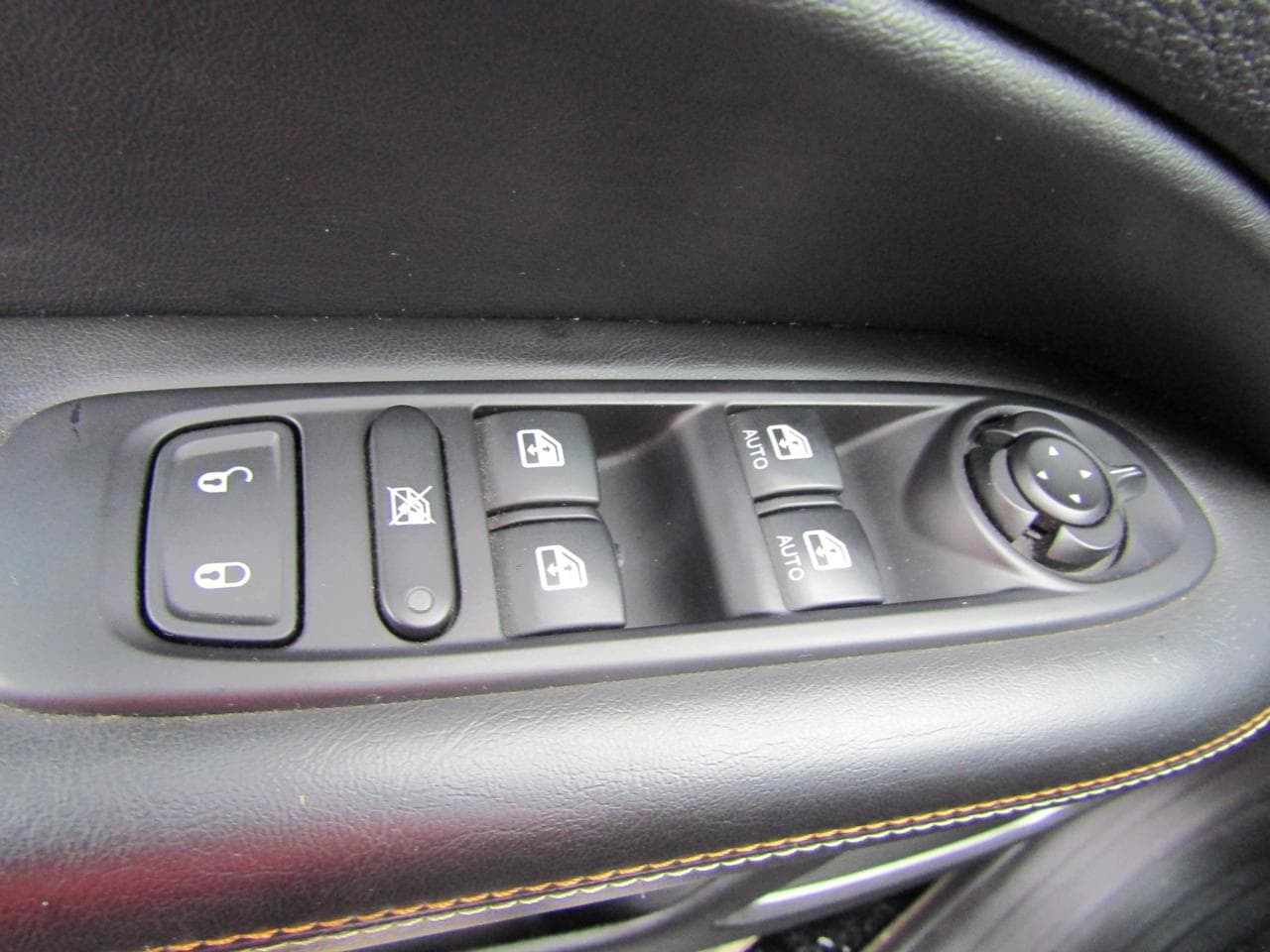 2020 Jeep COMPASS - 13