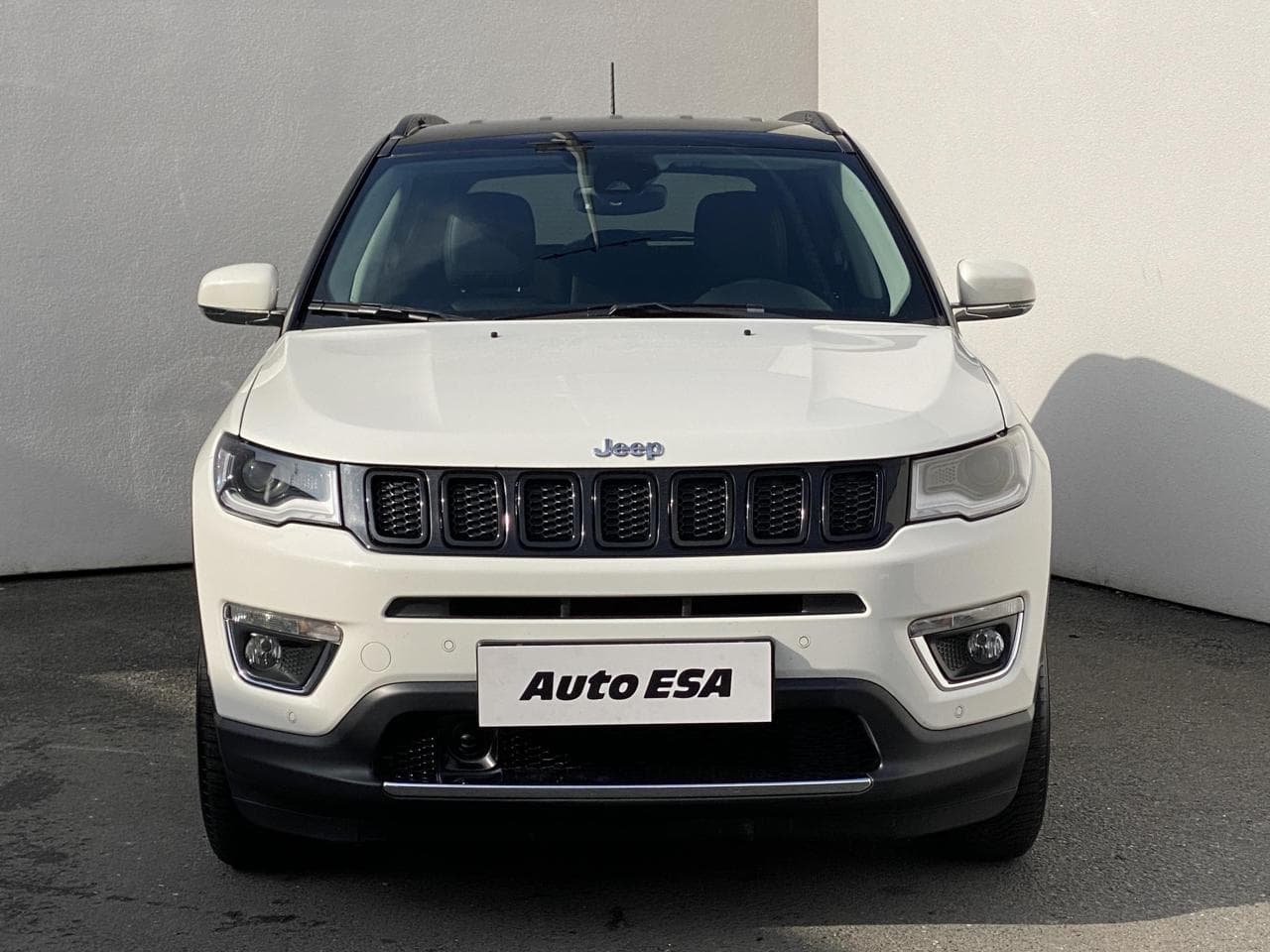 2018 Jeep COMPASS - 2