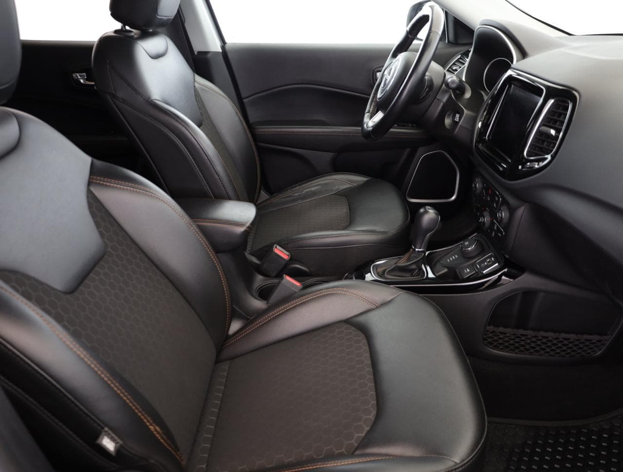 2020 Jeep Compass - 10