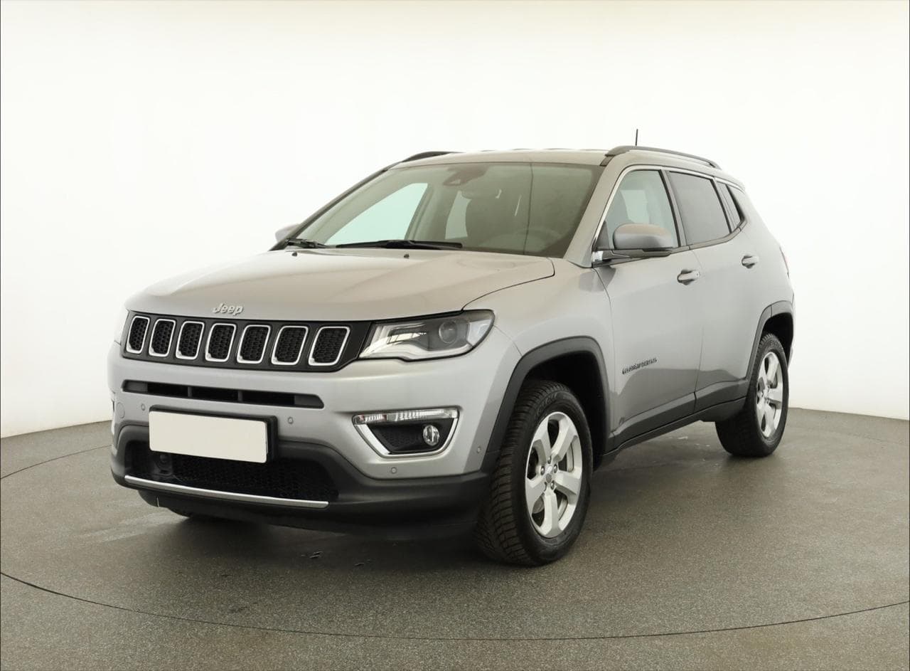 2020 Jeep Compass - 3