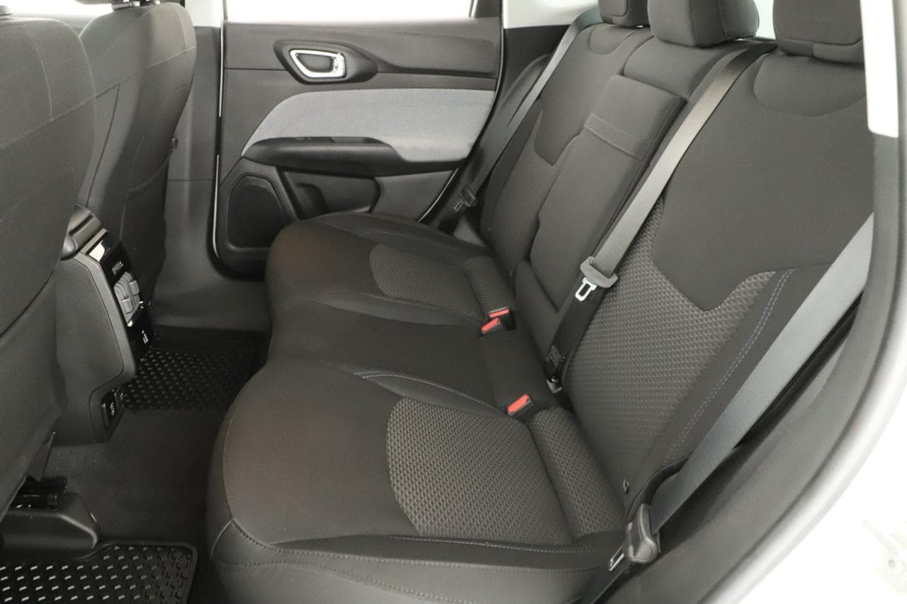 2021 Jeep COMPASS - 12