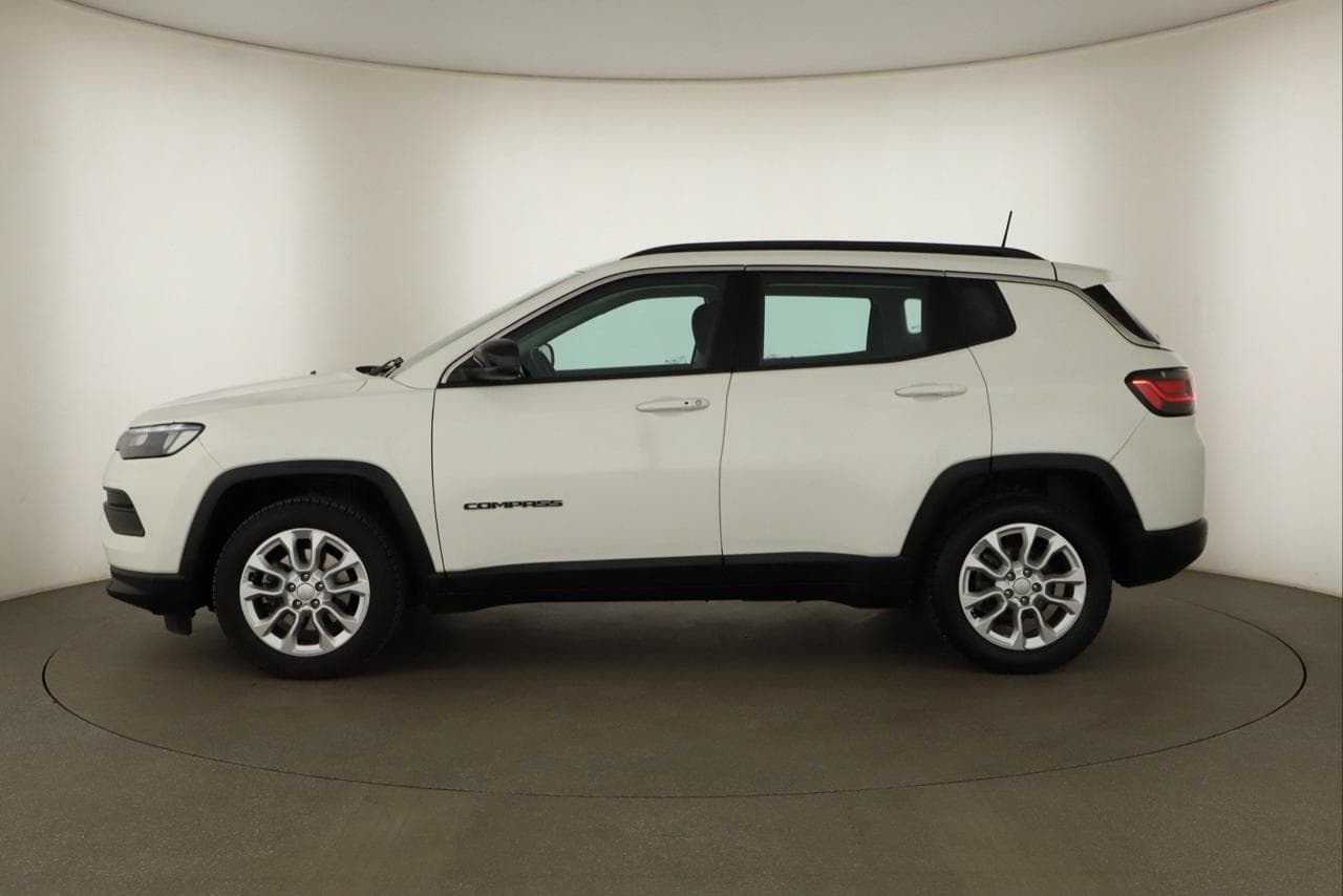 2021 Jeep COMPASS - 4