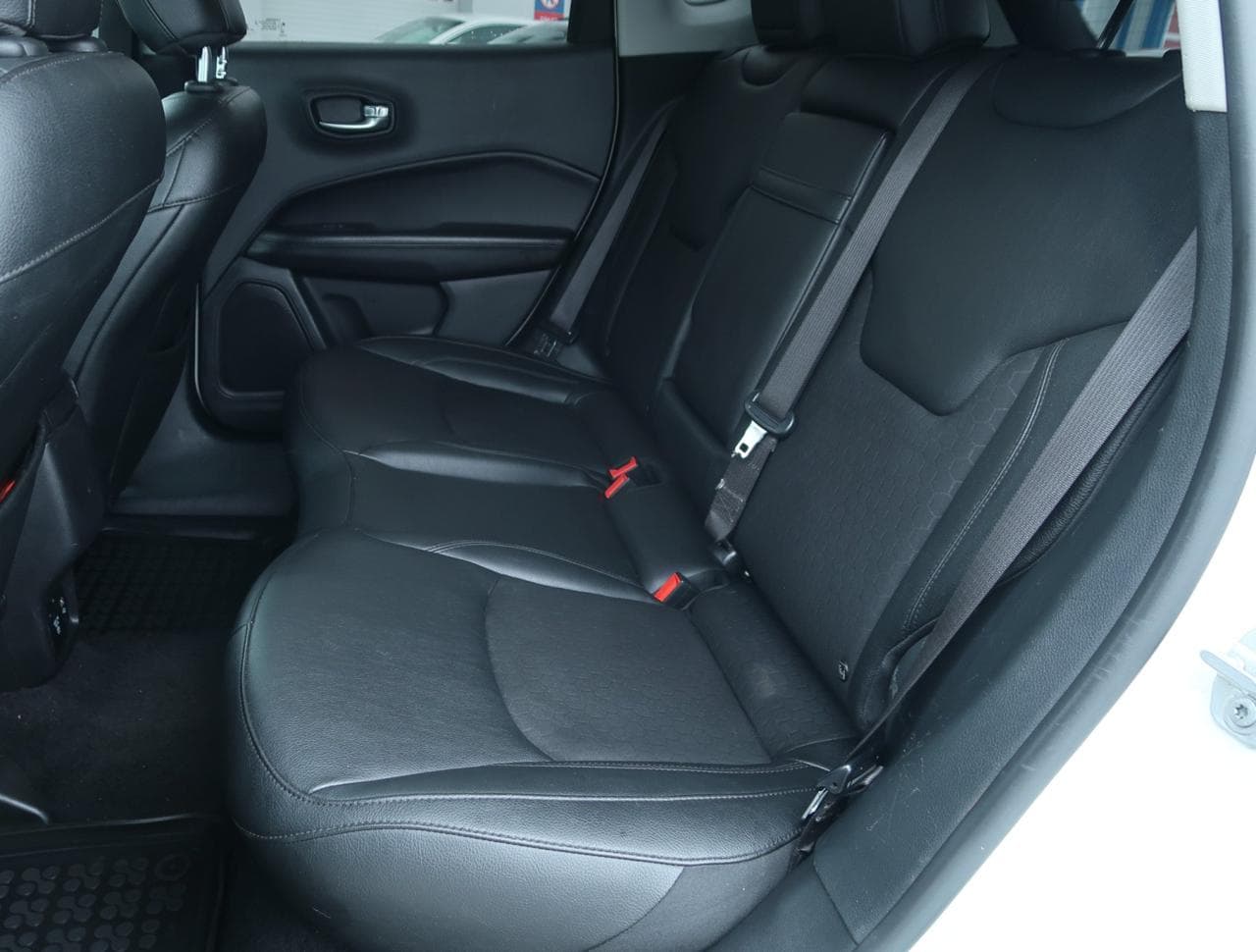 2020 Jeep COMPASS - 15