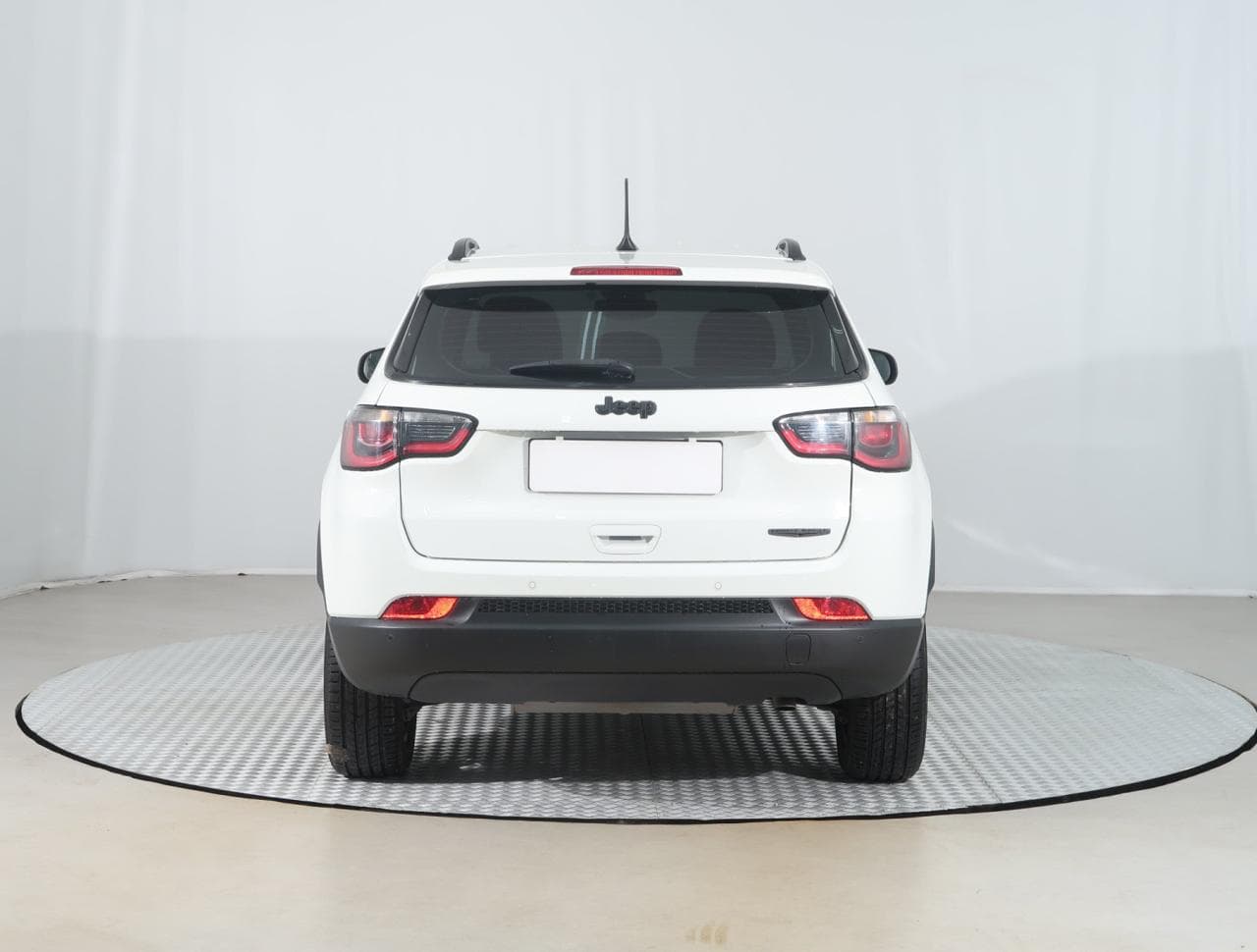 2020 Jeep COMPASS - 6