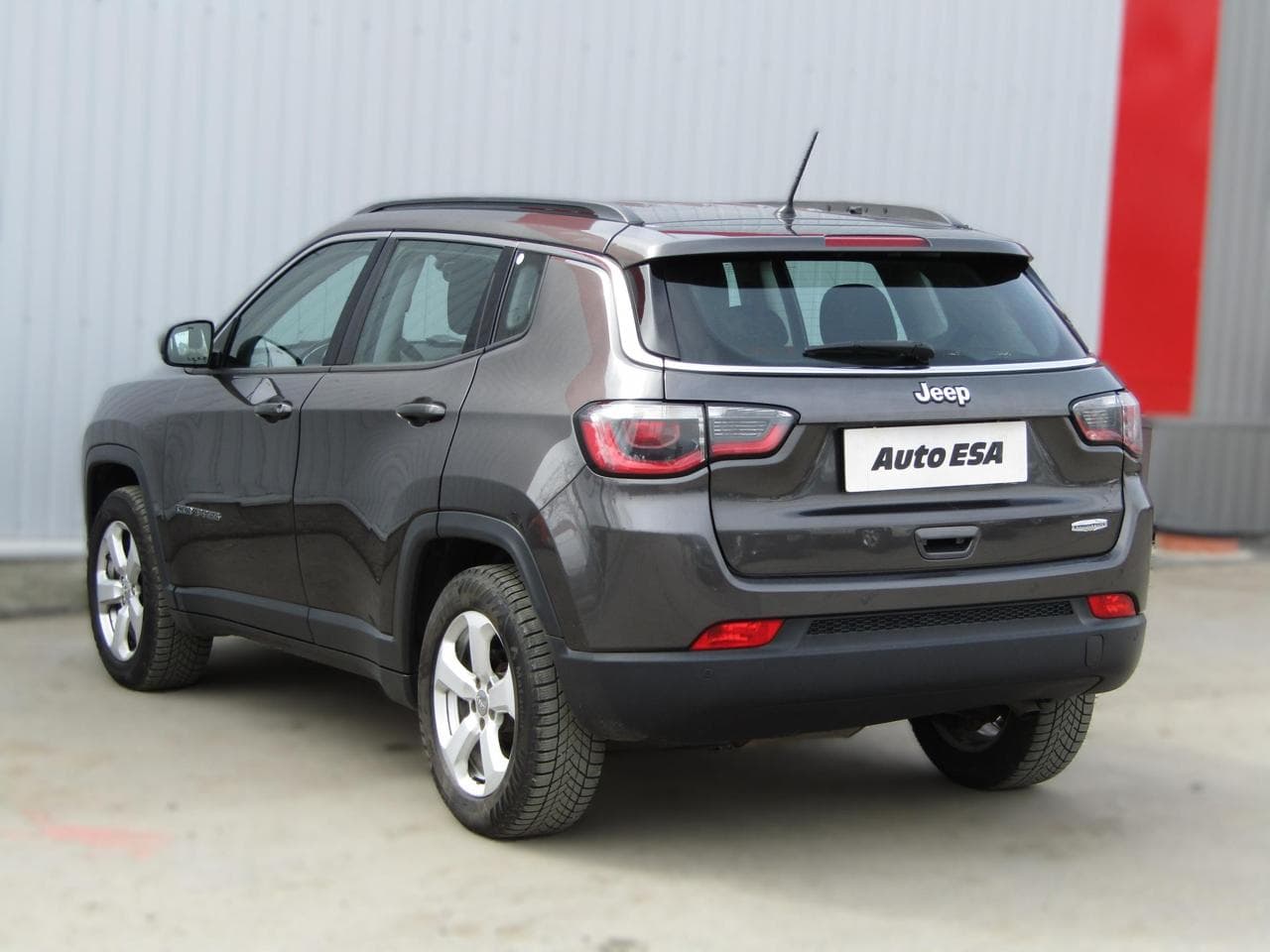 2018 Jeep COMPASS - 6