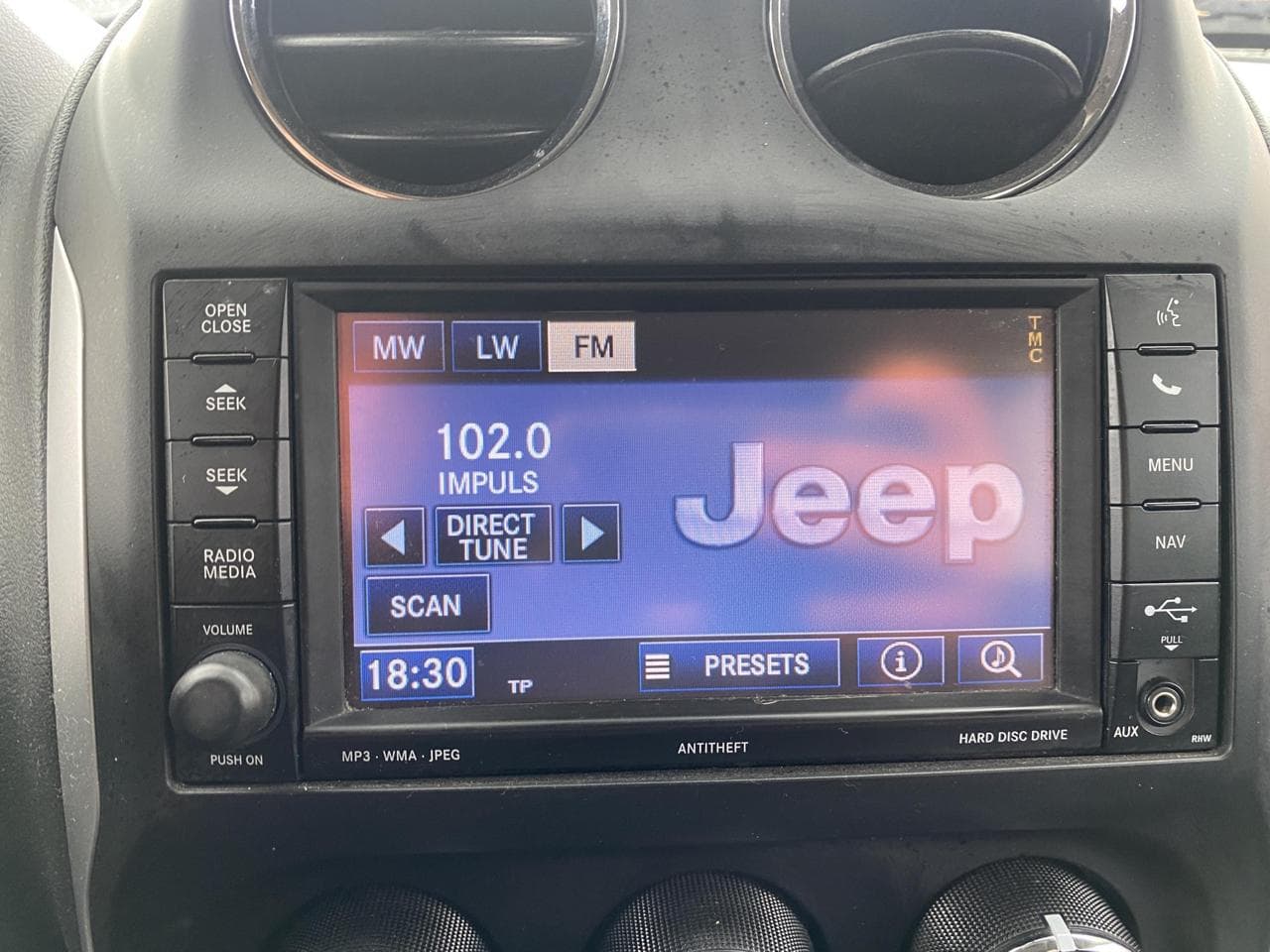2015 Jeep COMPASS - 25