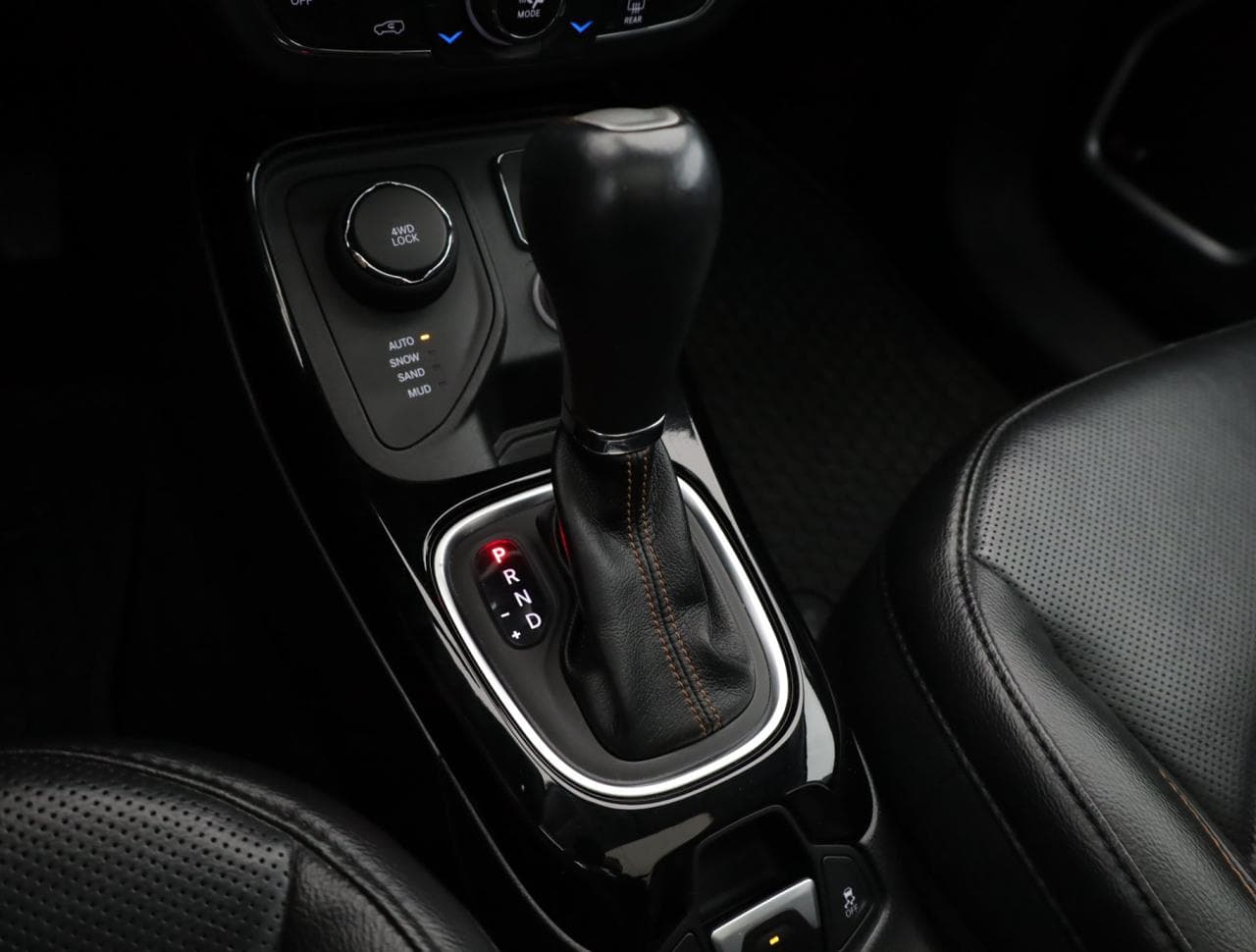 2019 Jeep COMPASS - 25
