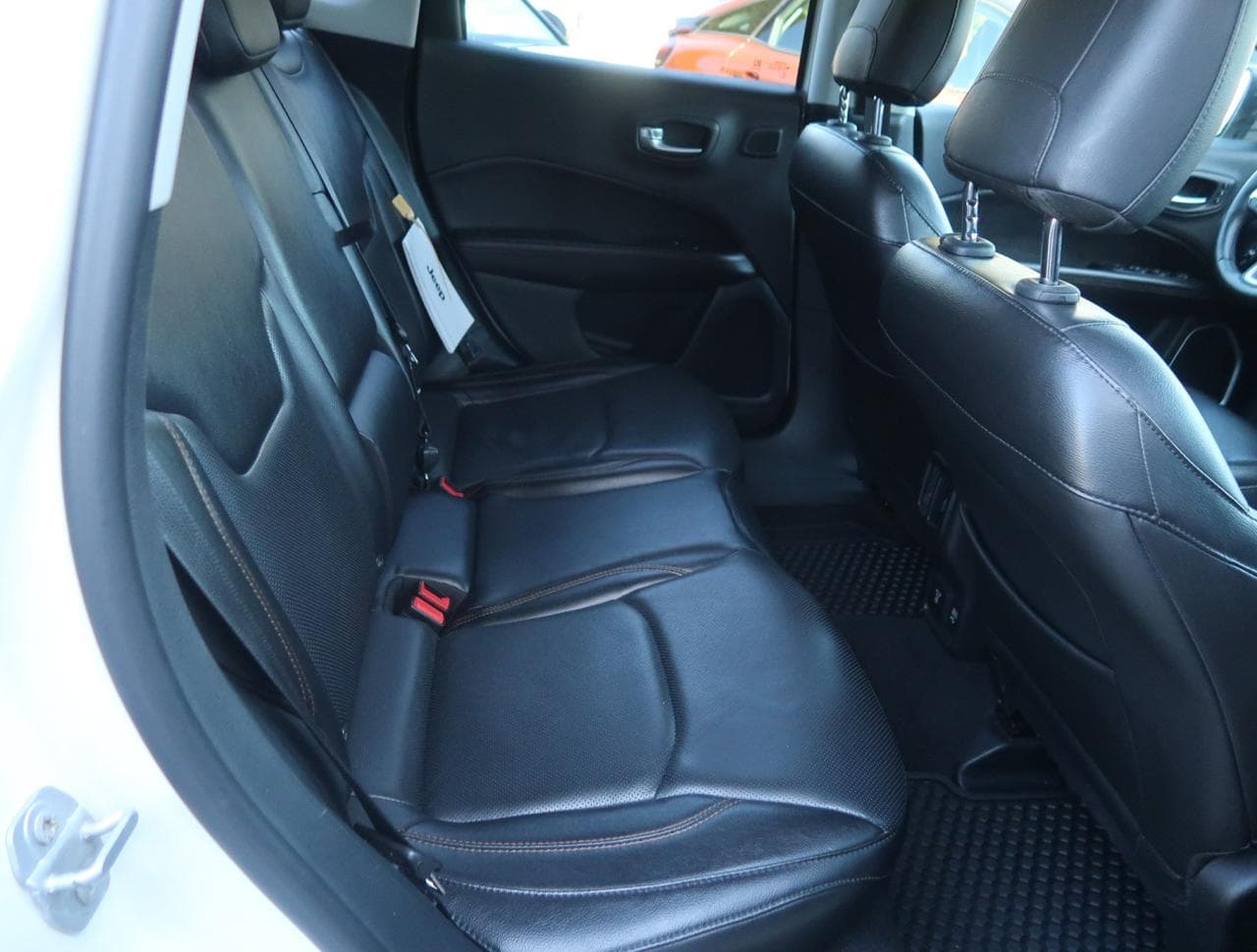 2019 Jeep COMPASS - 11
