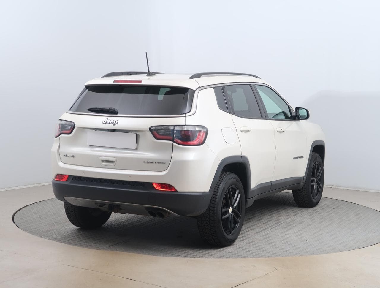 2019 Jeep COMPASS - 7