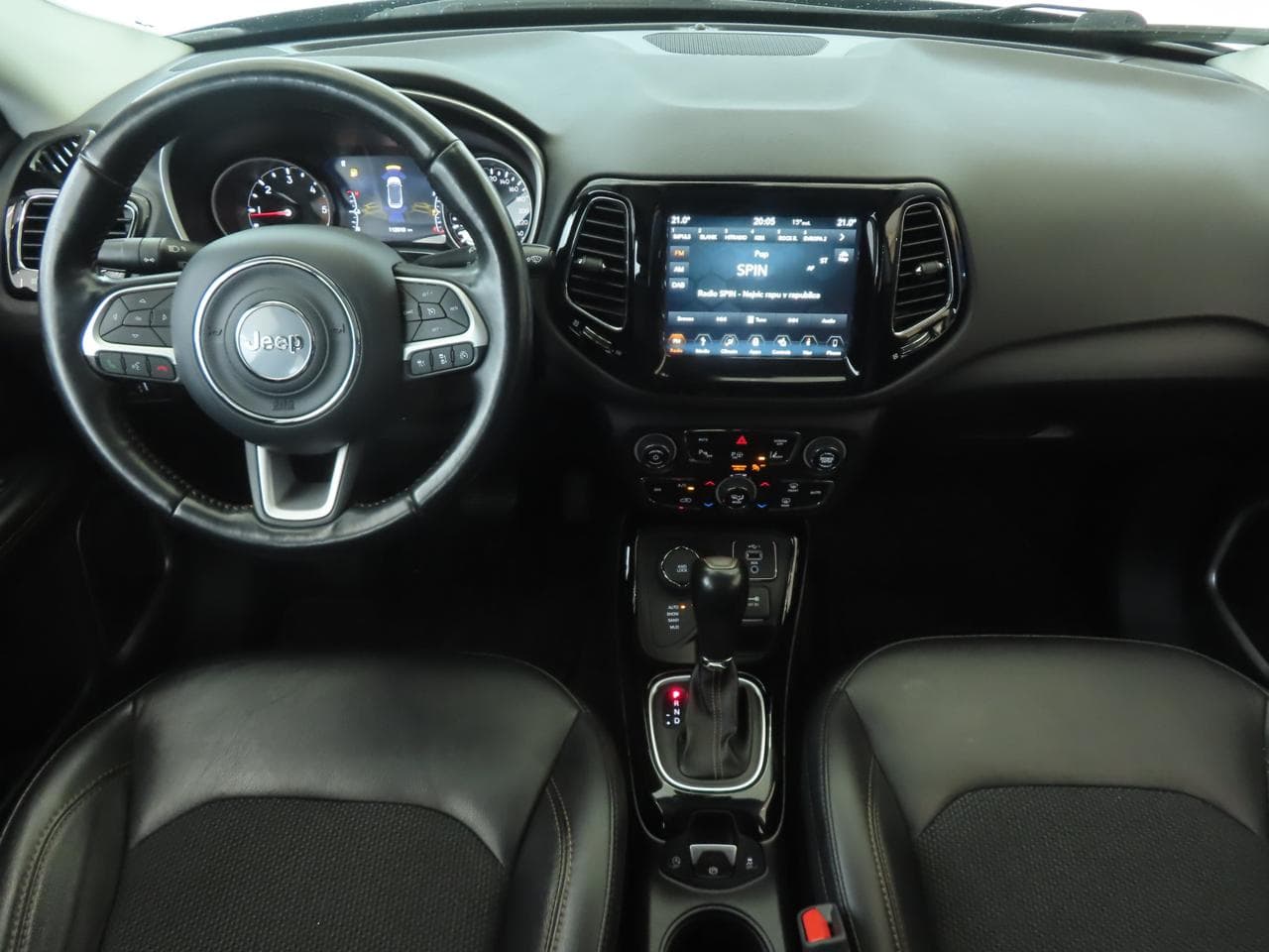 2020 Jeep COMPASS - 17