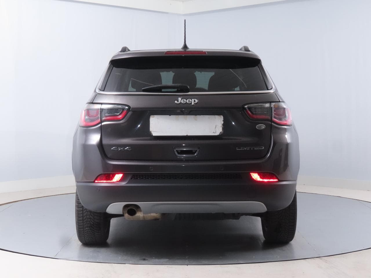 2020 Jeep COMPASS - 10