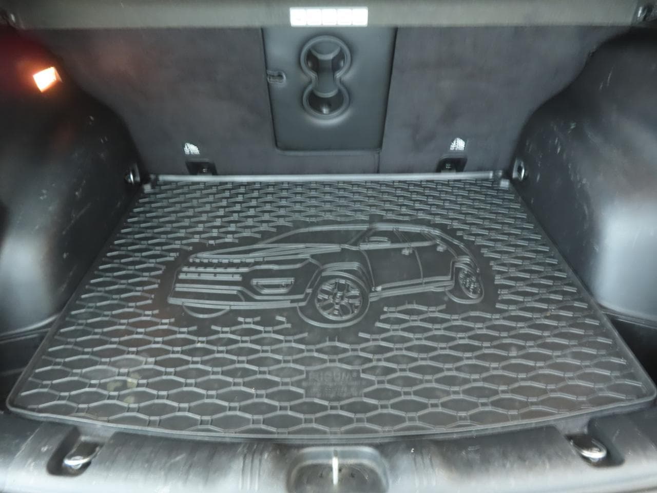 2020 Jeep COMPASS - 34