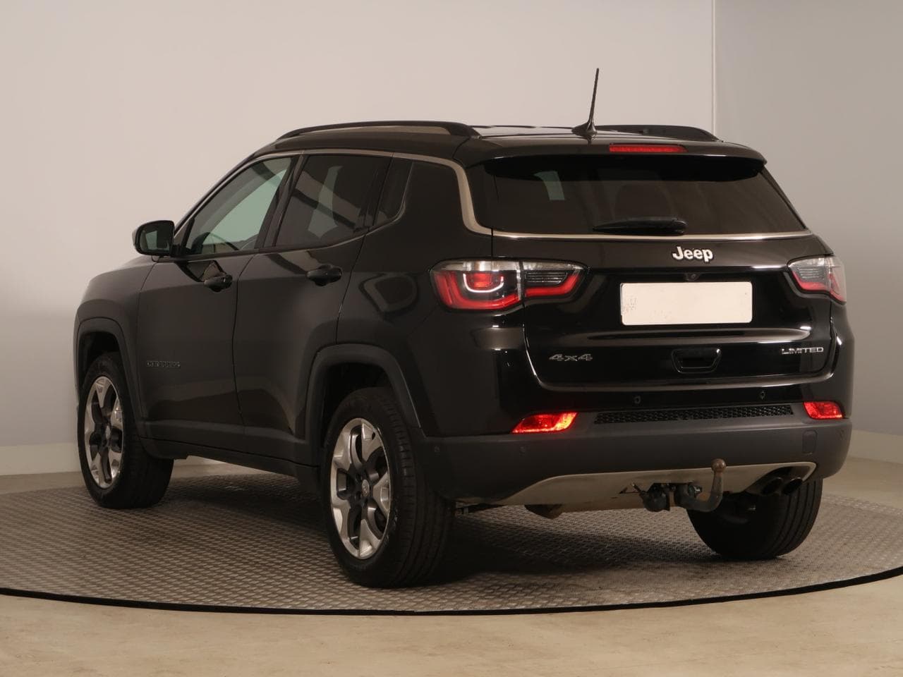 2019 Jeep COMPASS - 5