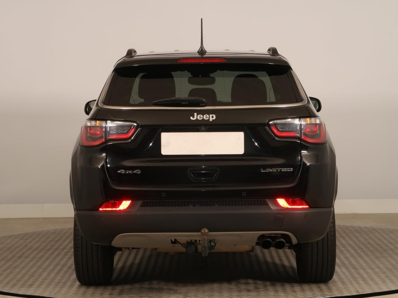 2019 Jeep COMPASS - 6