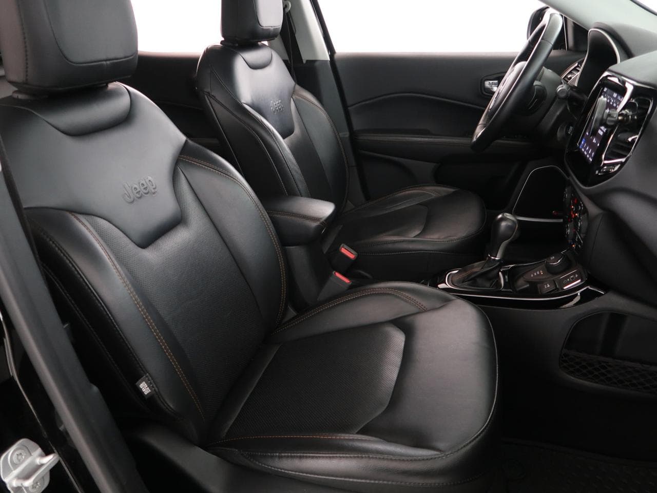 2019 Jeep COMPASS - 12