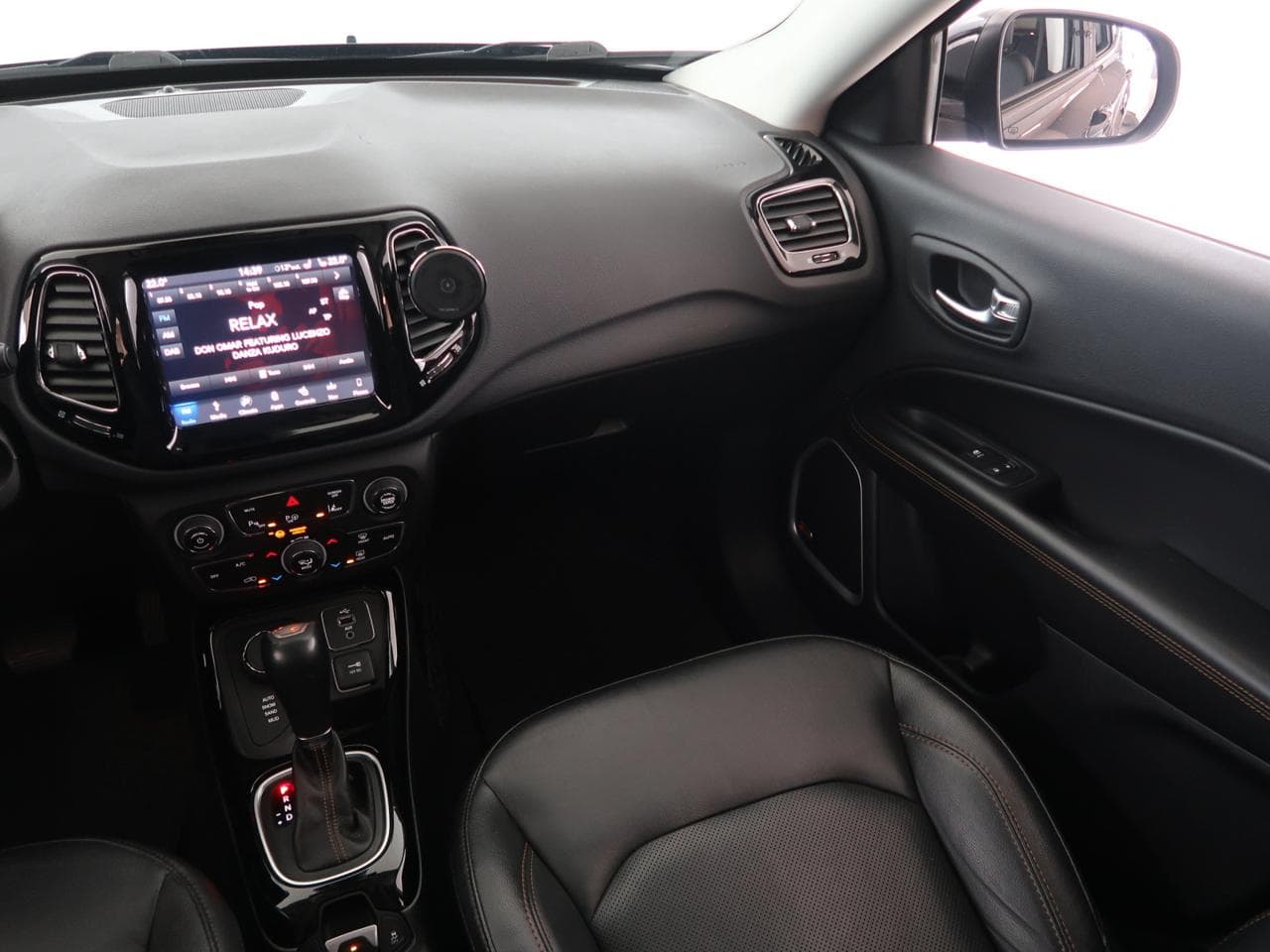 2019 Jeep COMPASS - 11