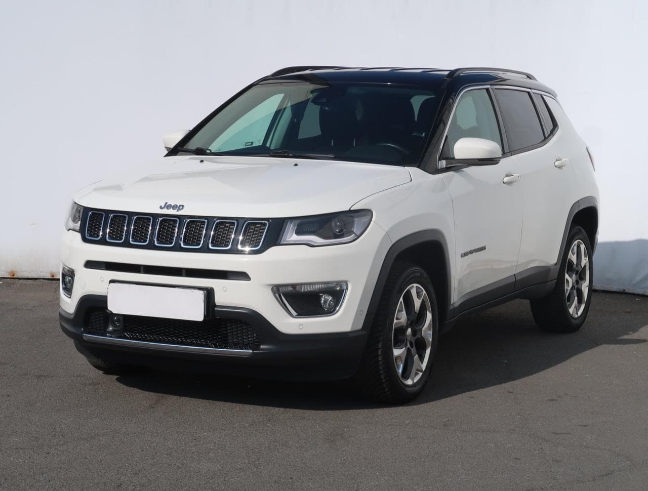 2019 Jeep COMPASS - 3