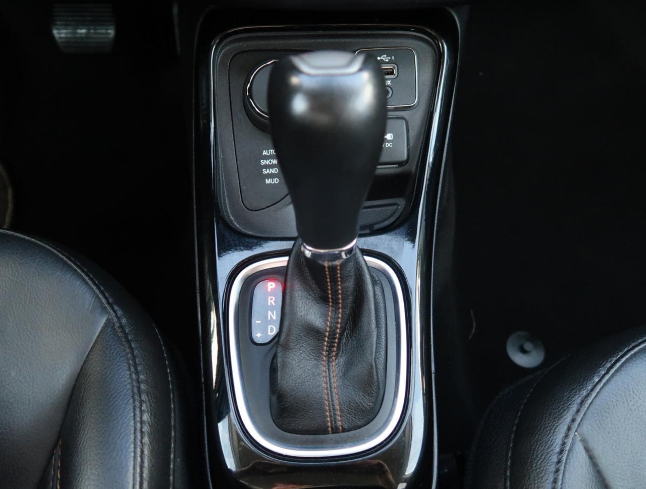 2019 Jeep COMPASS - 19