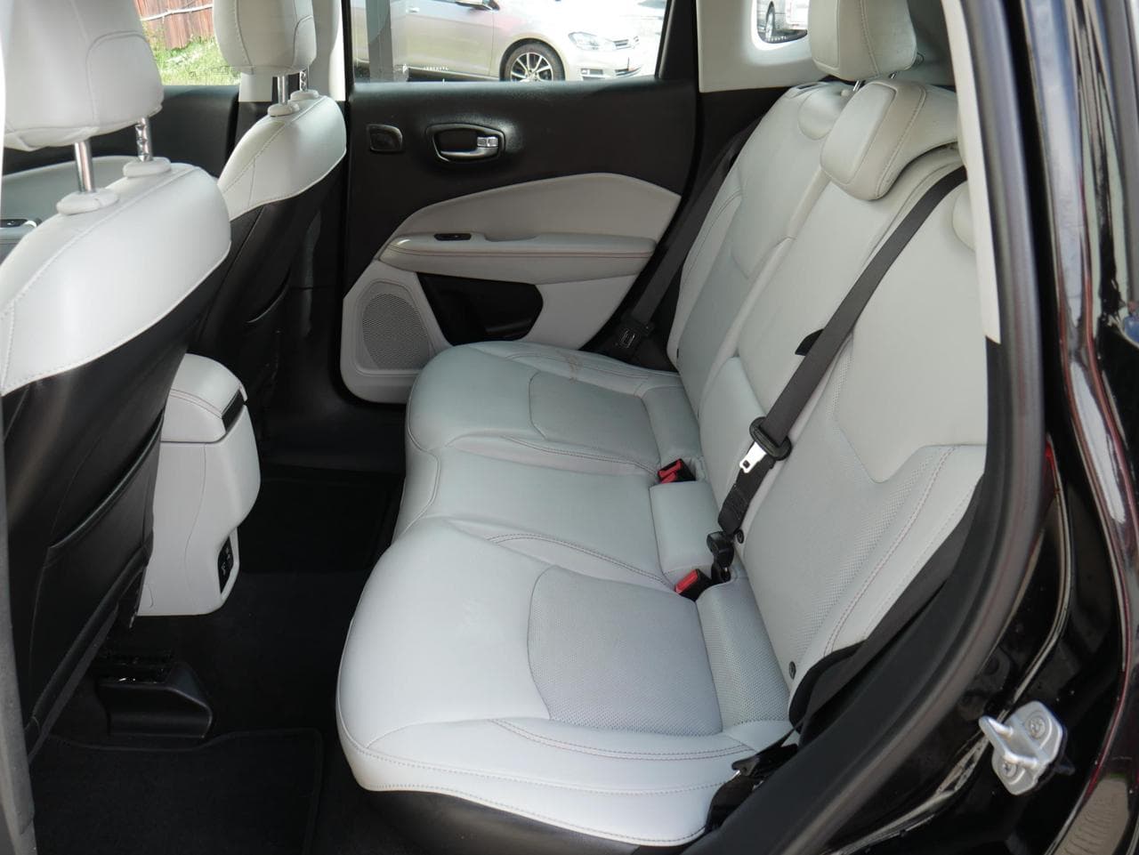 2019 Jeep COMPASS - 17