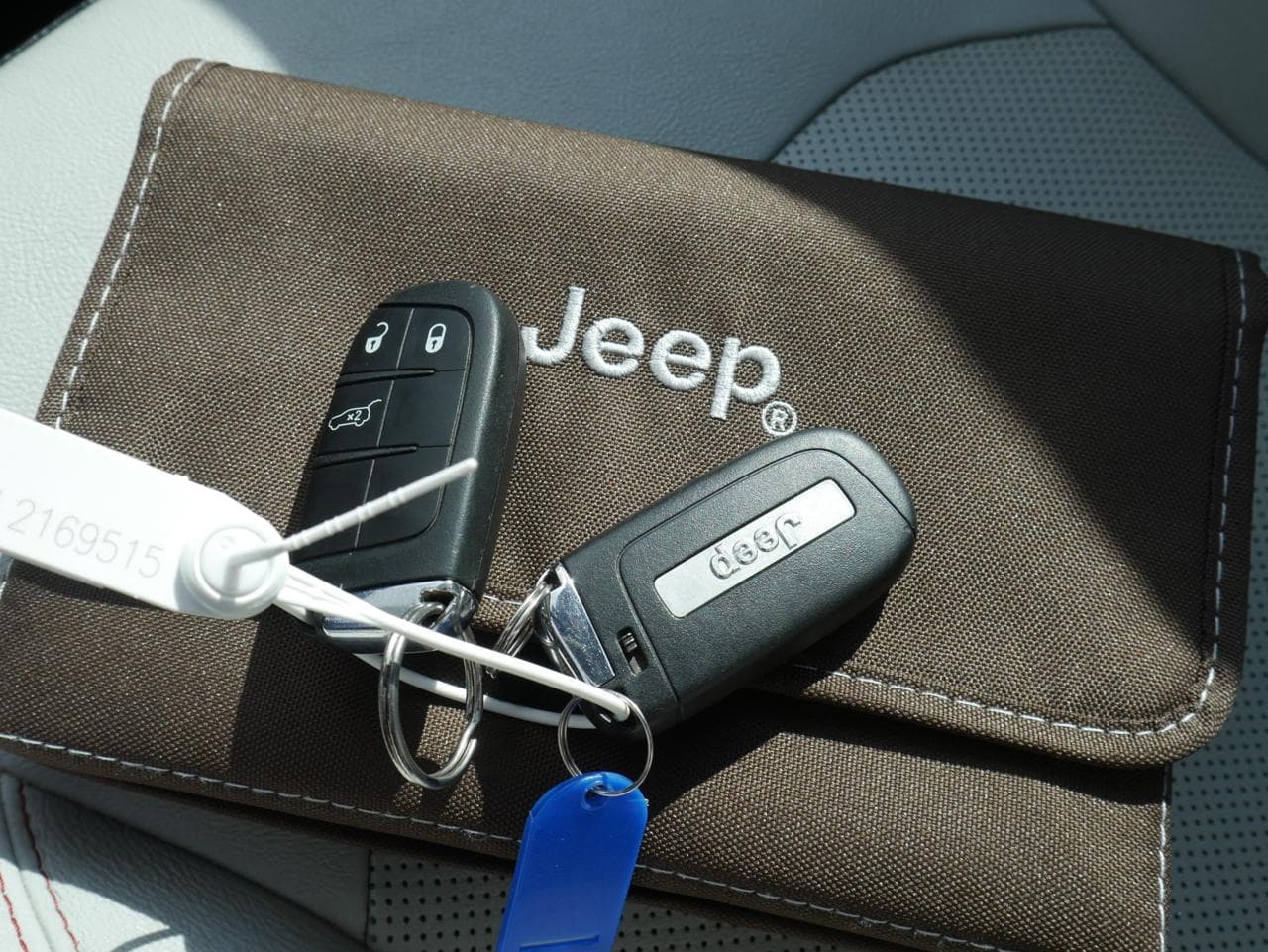 2019 Jeep COMPASS - 33