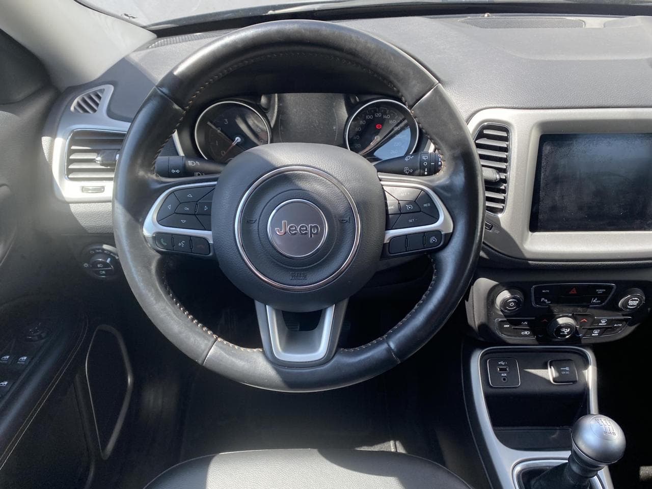 2019 Jeep COMPASS - 11